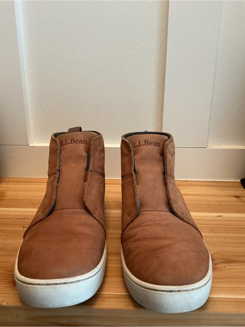 L.L. Bean Women’s Tan Leather High-Top Slip-On Sneakers - Picture 2 of 4